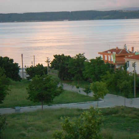 Irmak Family Pension & Apartments Эджеабат Экстерьер фото